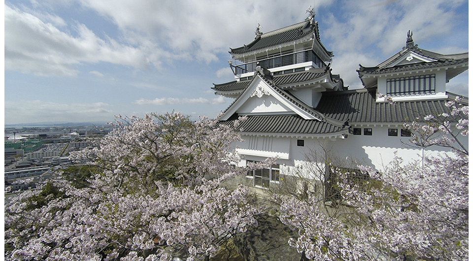 トリーデなると（旧鳥居龍蔵記念博物館）