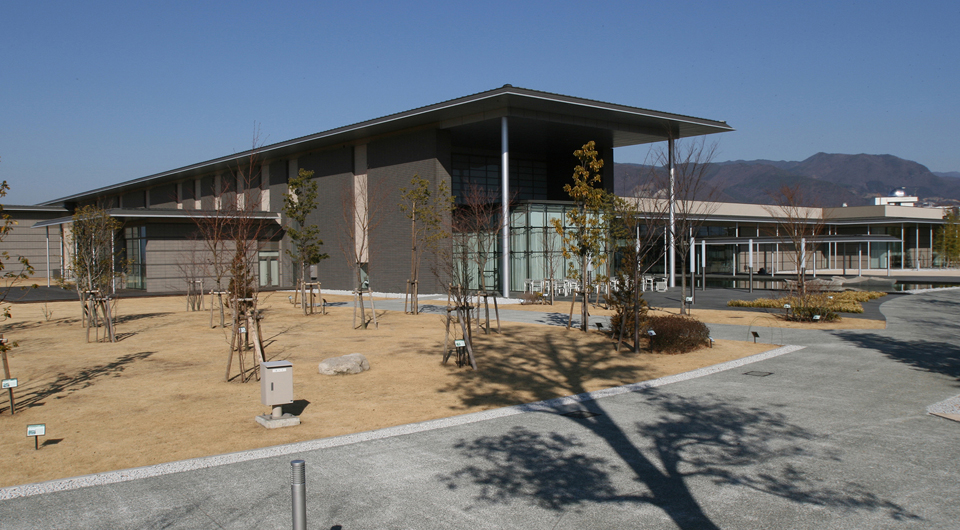 山梨県立博物館